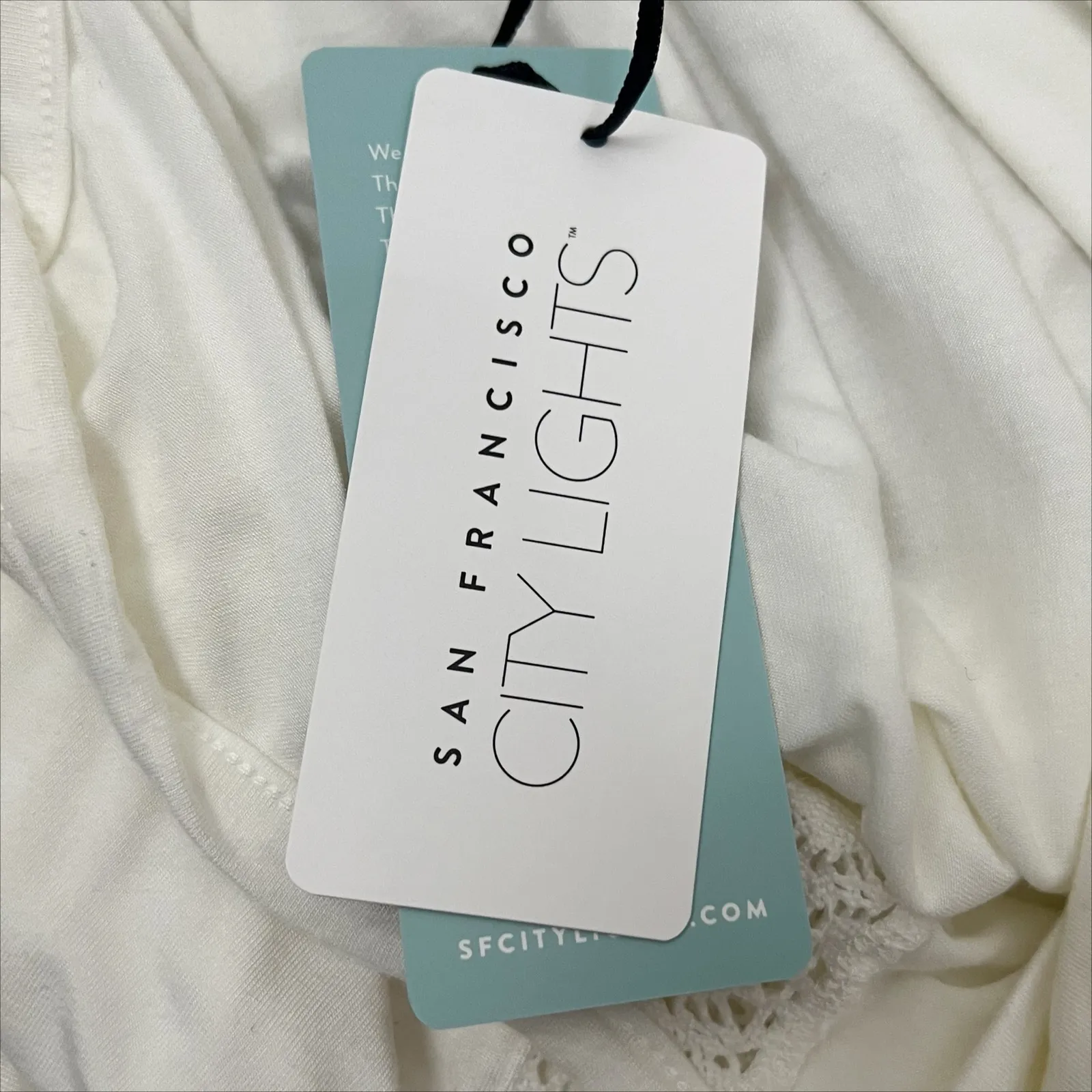 San Francisco City Lights Gypsy Girl Lace Cami Tank Top White Size XL NEW - Image 7