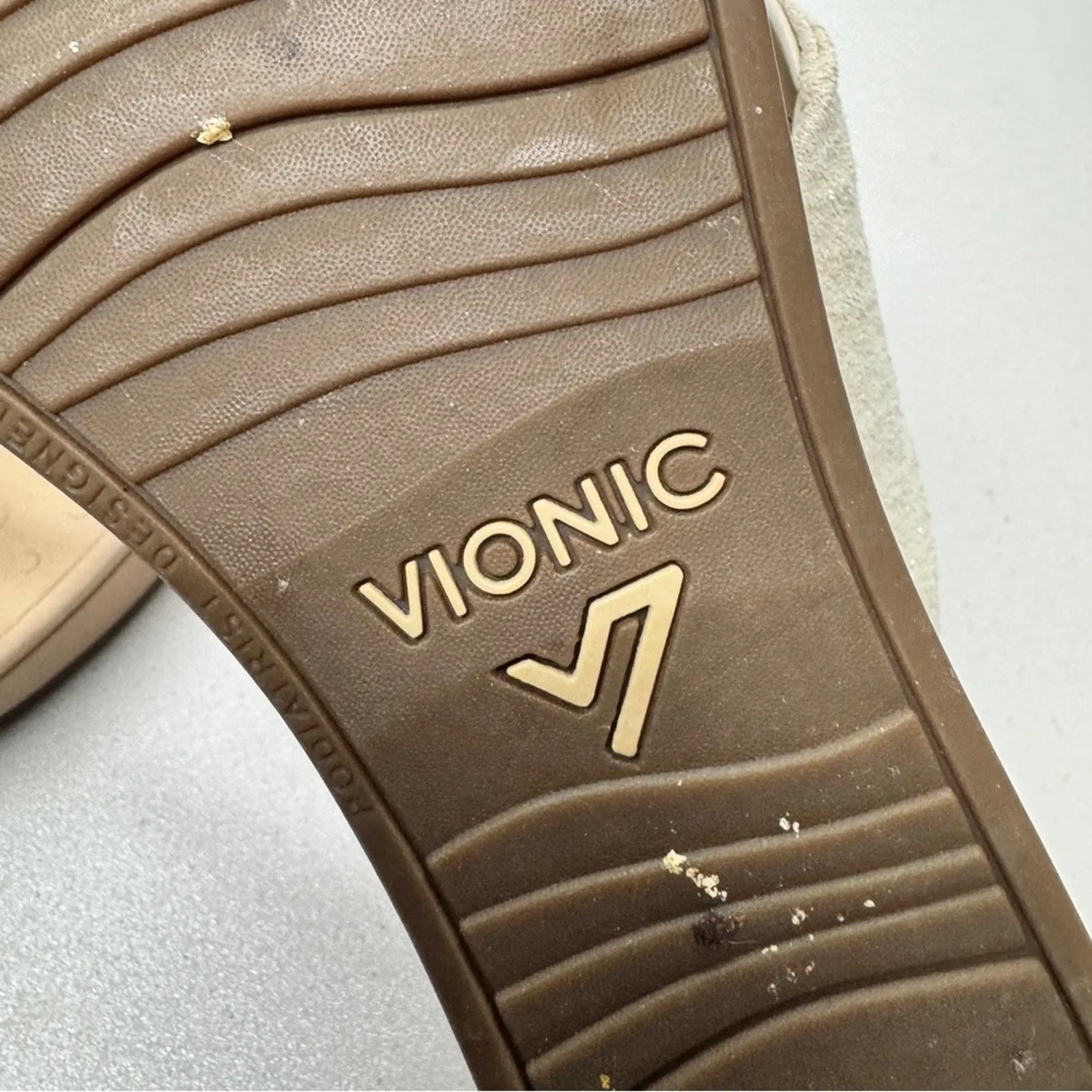 Vionic Tan Leather Flip Flop Wedge Sandals Womens 9 Casual Beachy Comfort Shoes - Image 5
