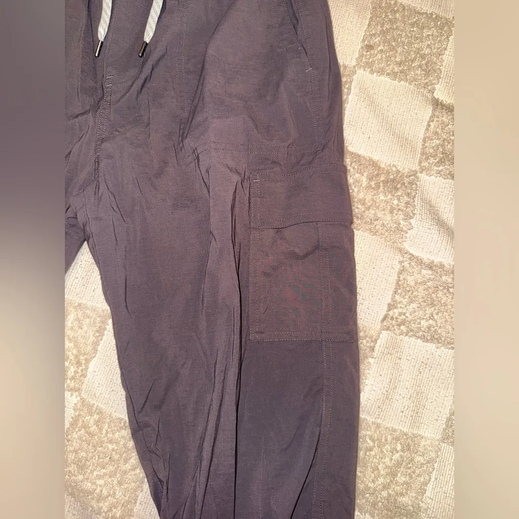 Black Vuori Birch Jogger cargo pant size M - Image 3