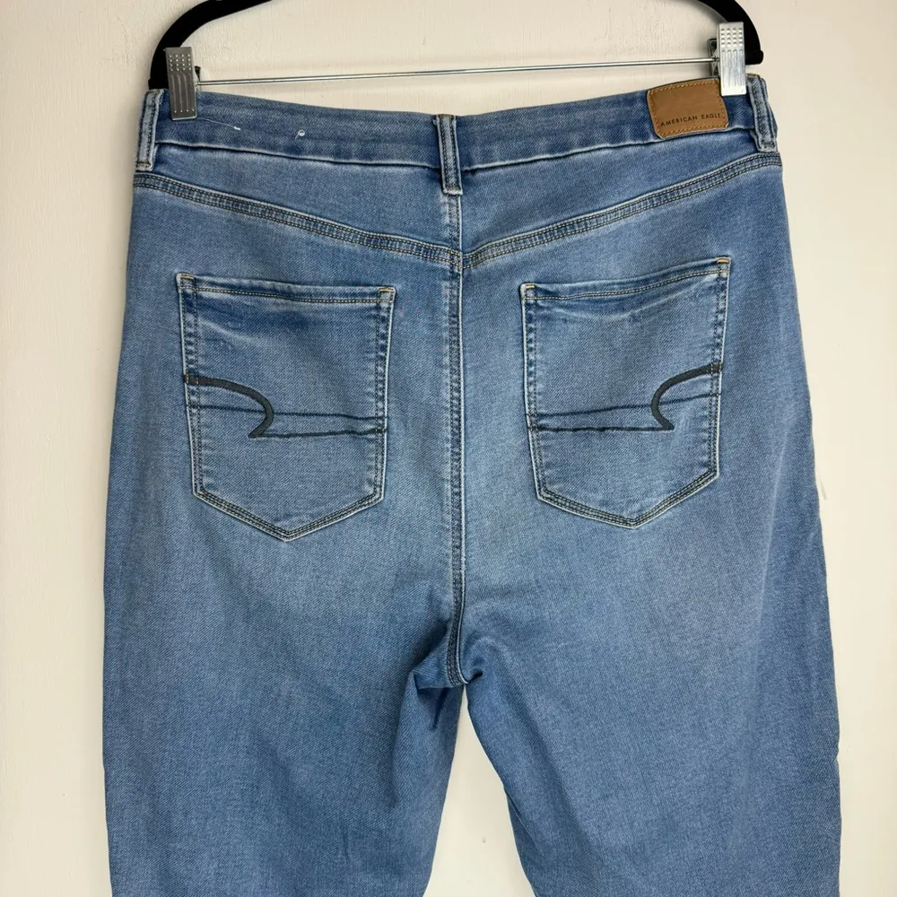 American Eagle Curvy Super High Rise Jeggings Sz 12 SHORT Light Medium Wash - Image 10