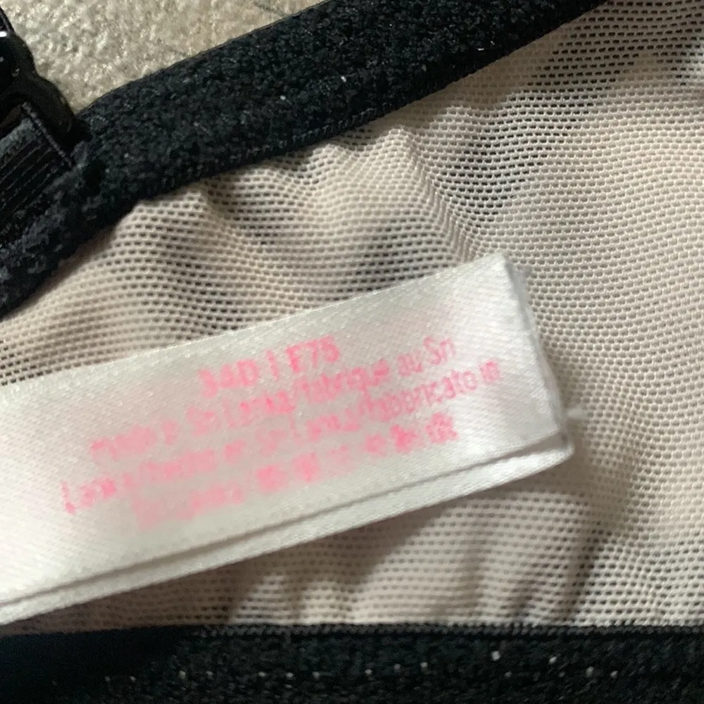 VS PINK gray wear everywhere t-shirt bra - Image 5