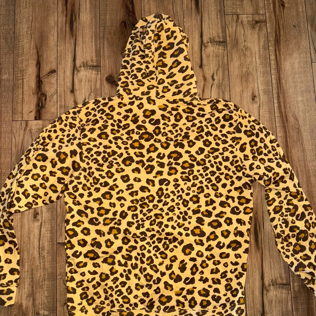 Cheetah print sweatshirt Yellow Size XL - Image 4