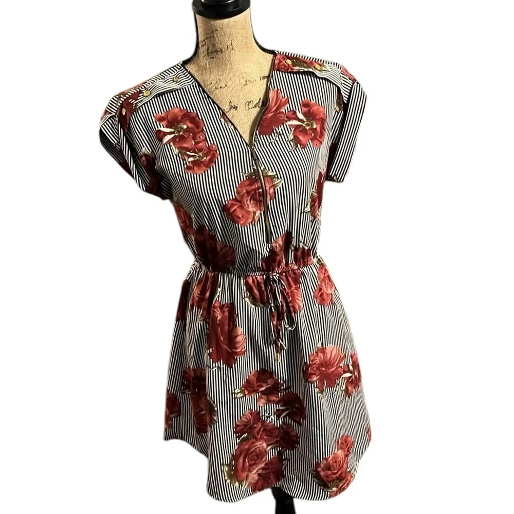 Speed Control New York zipper front striped floral dress. Brass hardware Black - Image 2