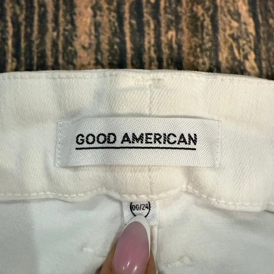 Good American Women's White High Rise Cut Off Distressed‎ Denim Shorts Size 00 - Image 2