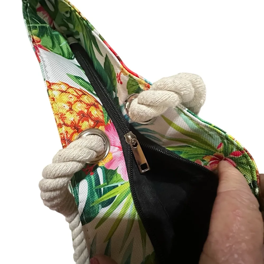 Tesalate Tropical Floral Tote Bag with Bold Botanical Print. New in Box Green - Image 7