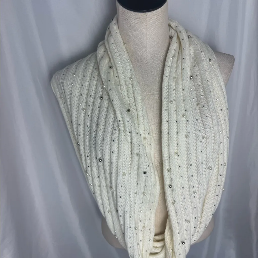 NY & Company Elegant Cream winter bling pearls Knit Scarf one size fits all NWOT - Image 2