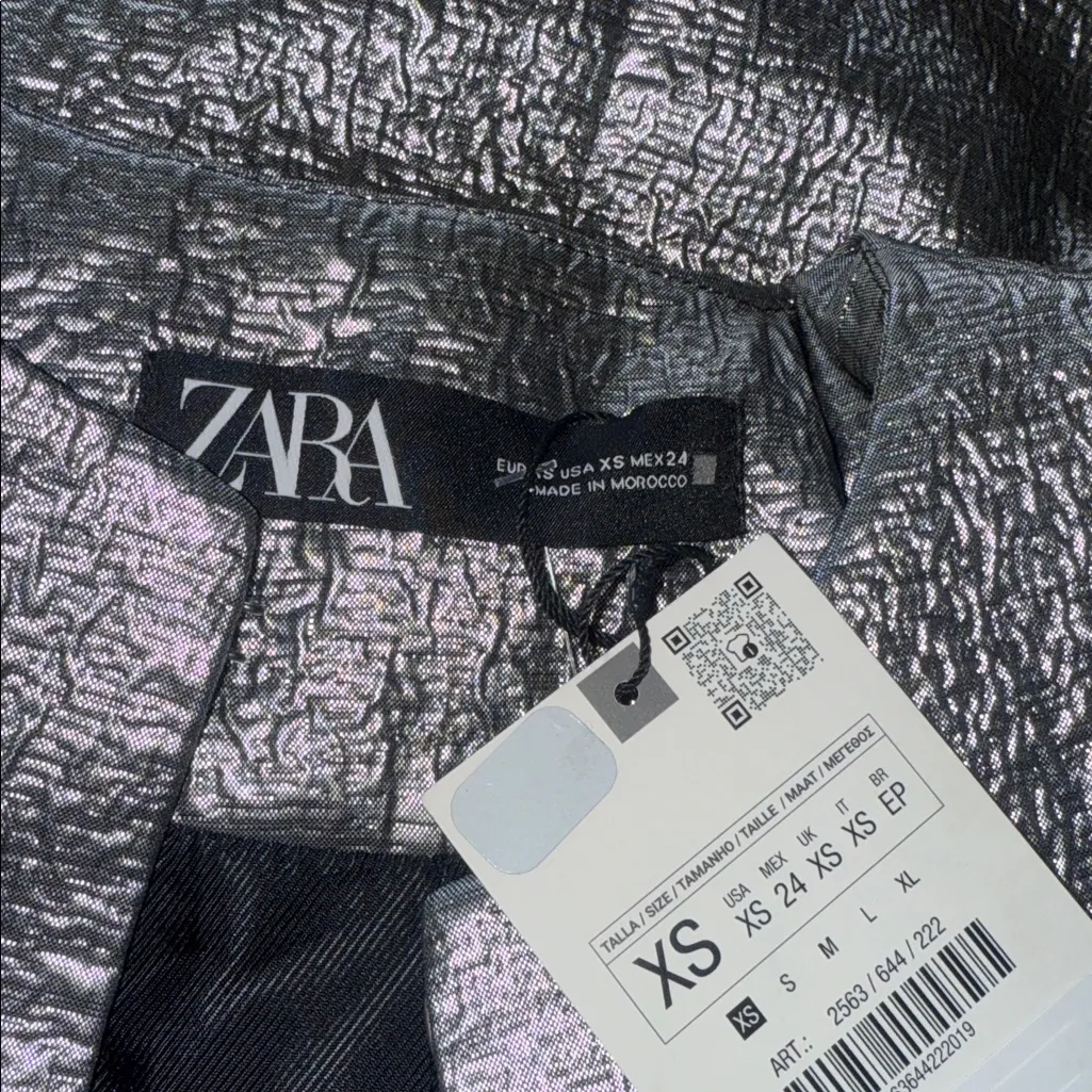 NWT ZARA Cropped Jacket With Lamination Bloggers Fave Silver Festive XS Oversize - Image 9