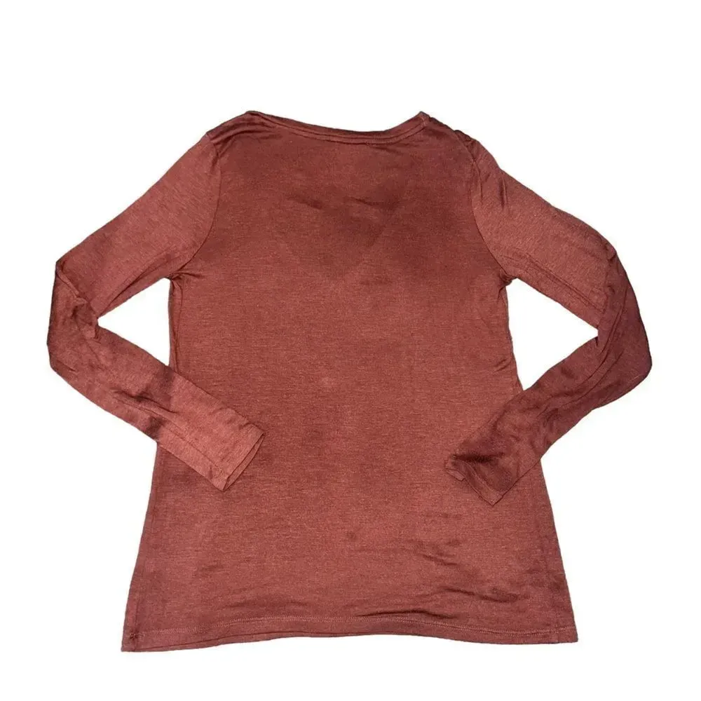 Express One Eleven Size Small Long sleeve V-Neck Shirt‎ - Image 4