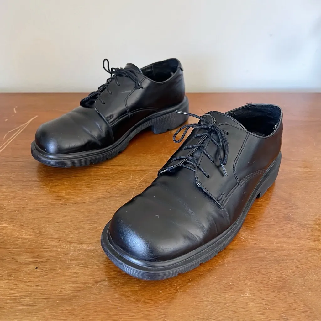 Dr Martens • vintage 8784 oxford shoe black leather square toe made in England - Image 2