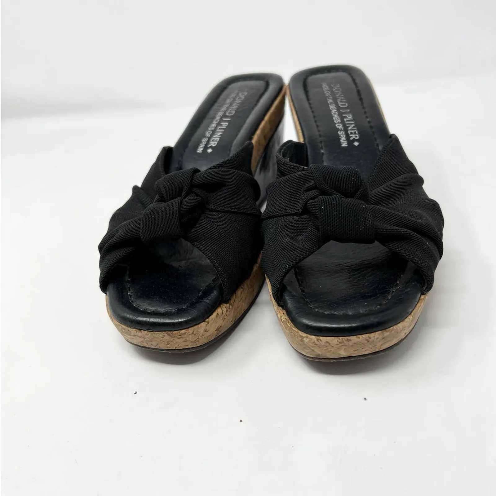 Donald J‎ Pliner Sandal Womens 6.5 Charm Knot Cork Wedge Black Shoe Slip On - Image 5