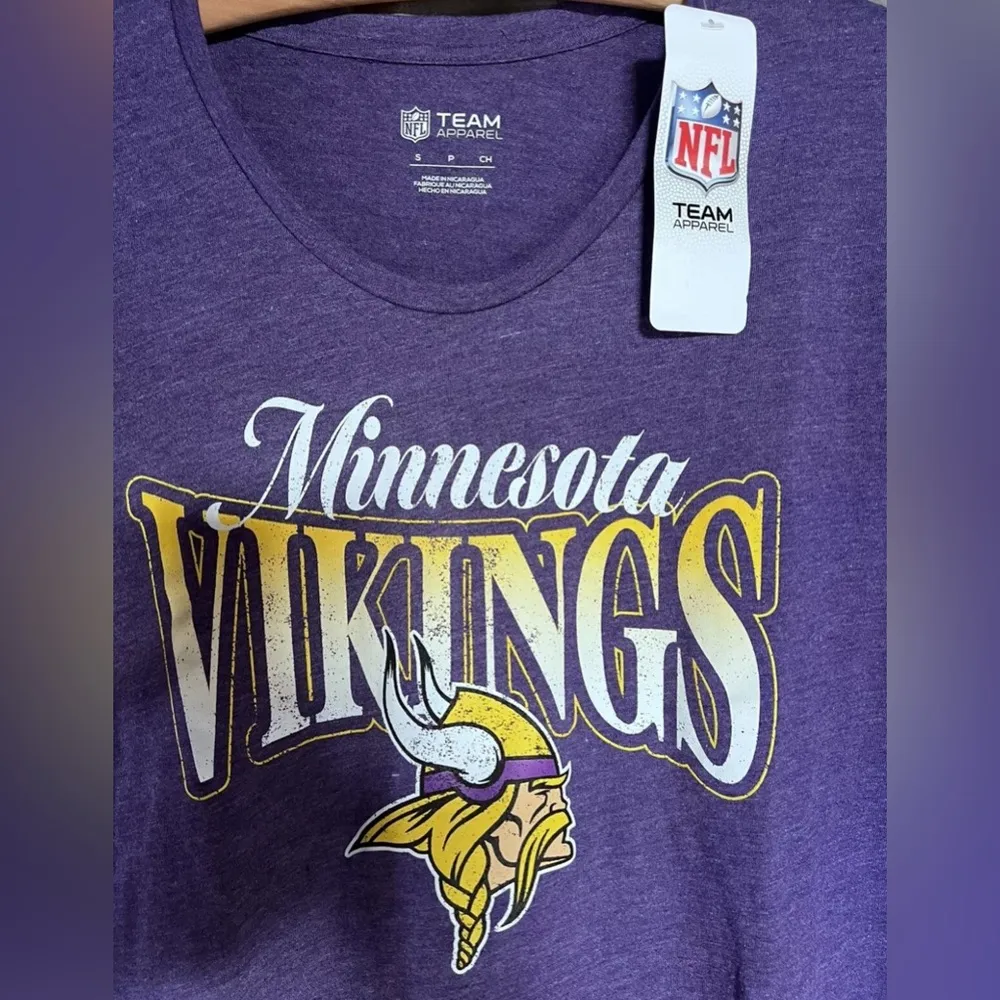 Minnesota Vikings T Shirt Purple/Gold NFL Football NWT Sz S Fan Apparel Sporty - Image 3