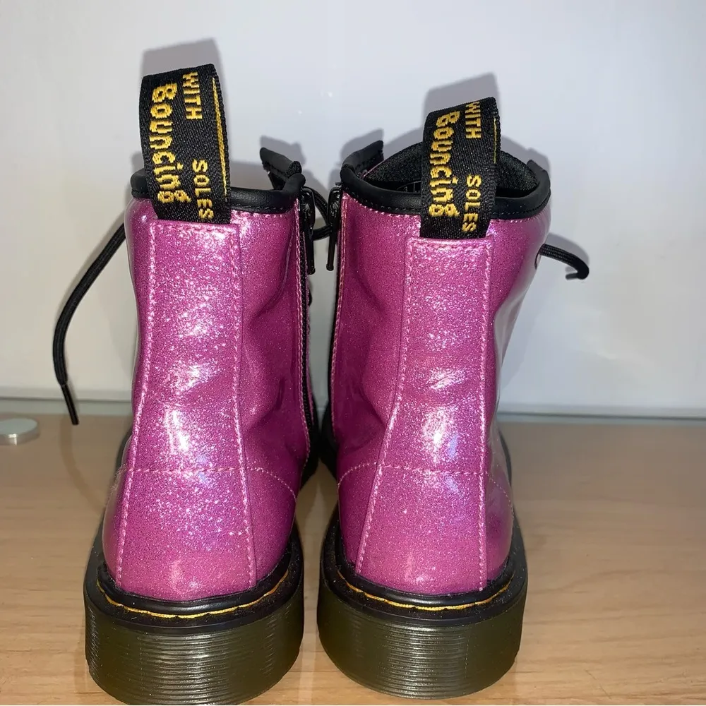 Dr. Martens 1460 8-Eye Pink Glitter Boot Size 5 - Image 4