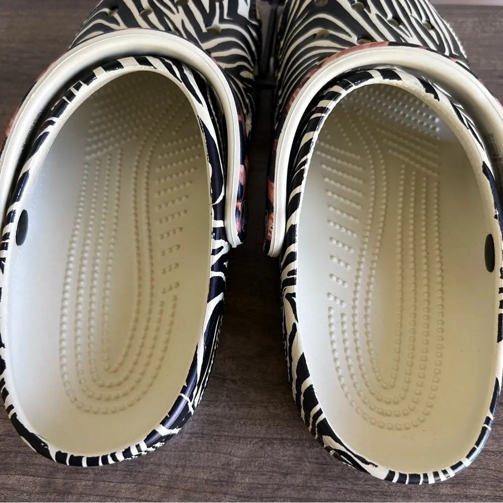 Crocs NEW Classic Animal Remix Unisex Clog Size 7 or 9 #B1820 - Image 6