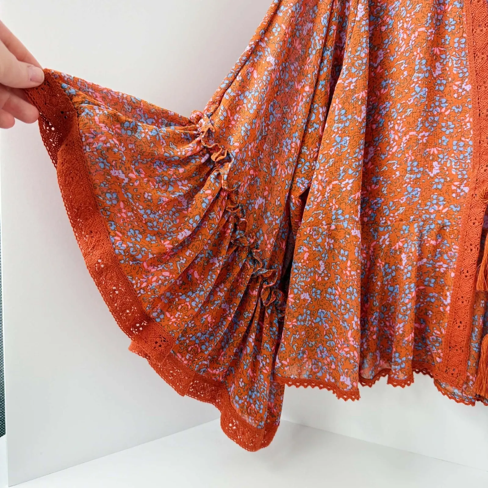 Free People Lola Kimono Wild Red Ditsy Floral Tassel Tie Front Bell Sleeves XS - Image 2