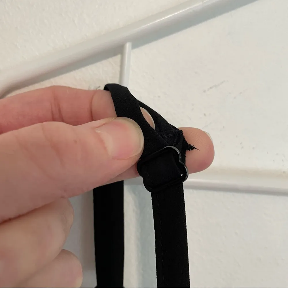 TORRID 2 Plus Size Lace Double Layer Tank Black Chiffon Sleeveless V-Neck Blouse - Image 12