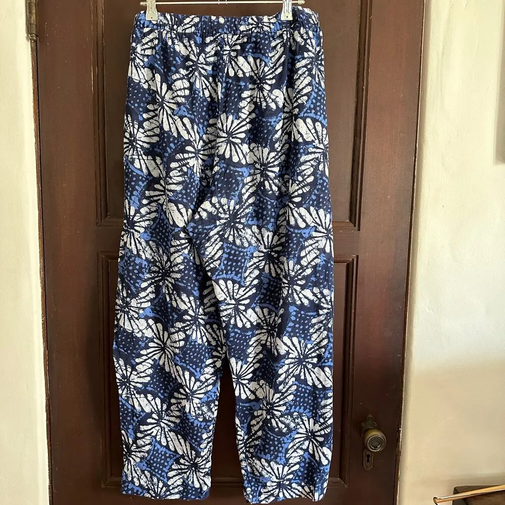 XIRENA | Blue Batik Print Cotton Gauze Draper Pants | Blue Petal | Size Large - Image 2