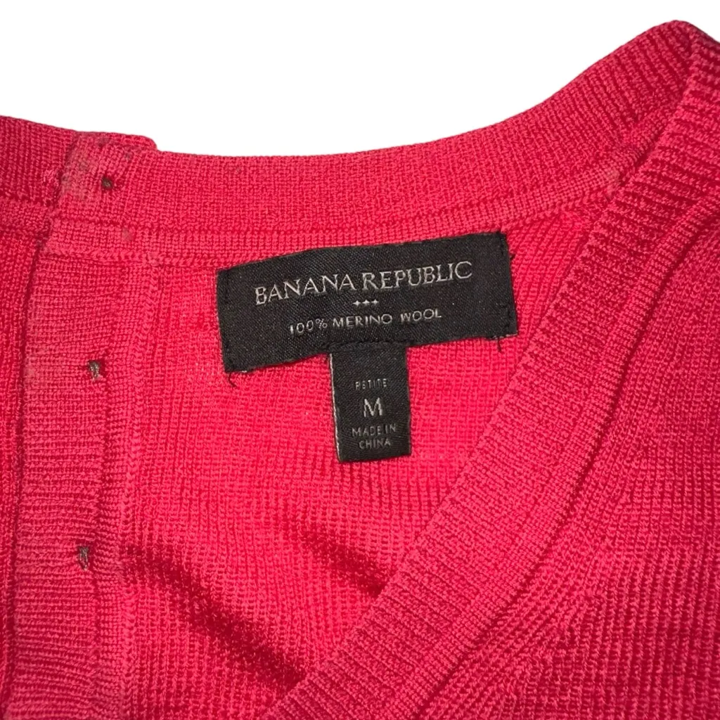 Banana Republic Merino Wool Fuchsia V-Neck Long Sleeve Sweater PETITE MEDIUM - Image 3