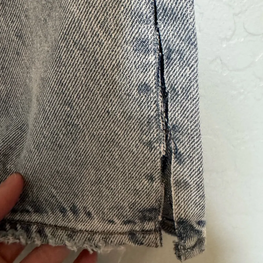 NWT  Cassie High Rise Straight denim in Paloma Distressed Sz 26 fits 29” - Image 5