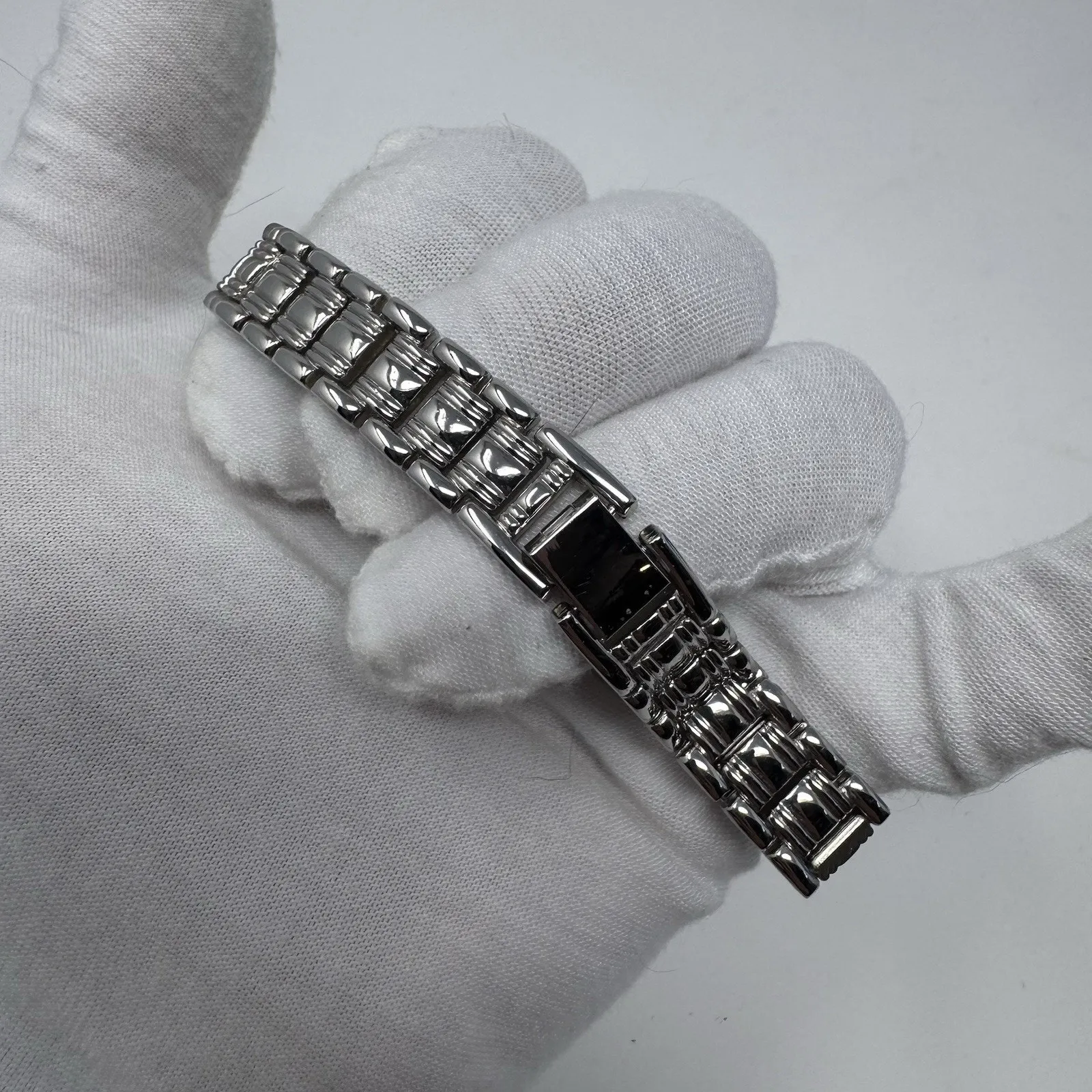 Hollywood Riding Club Watch Japan Movt Burgundy Dial Quartz Works 1” Face - Image 10