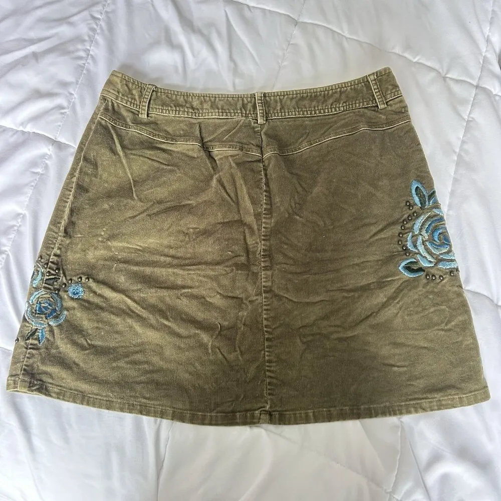 Nine & Co Weekend Embroidered Corduroy Mini Skirt Green Flowers Studded Women 14 - Image 7