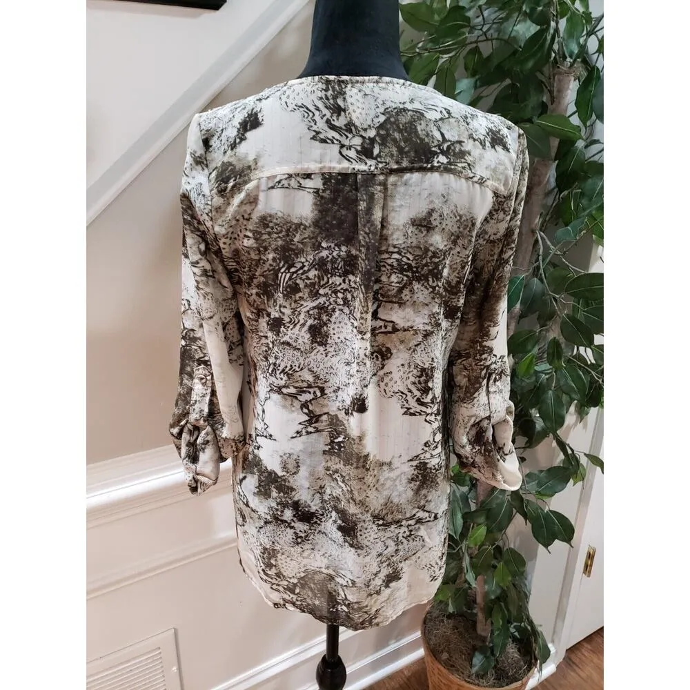 BKE Boutique Women's Cream Brown Leopard Print Polyester Button Down Shirt Small - Image 7