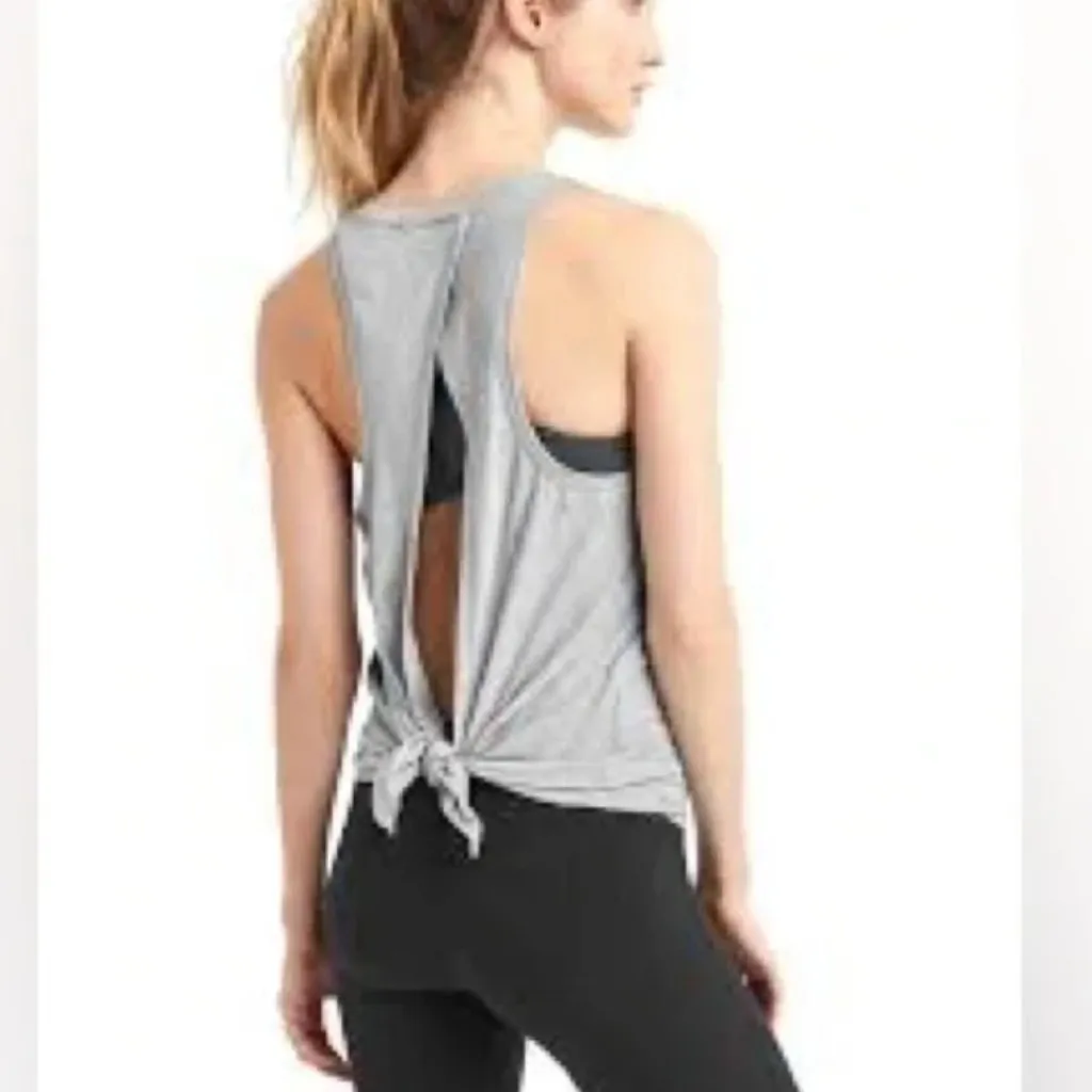 Old Navy Breathe On Tie-Back Performance Tank Top Light Grey S - Image 3