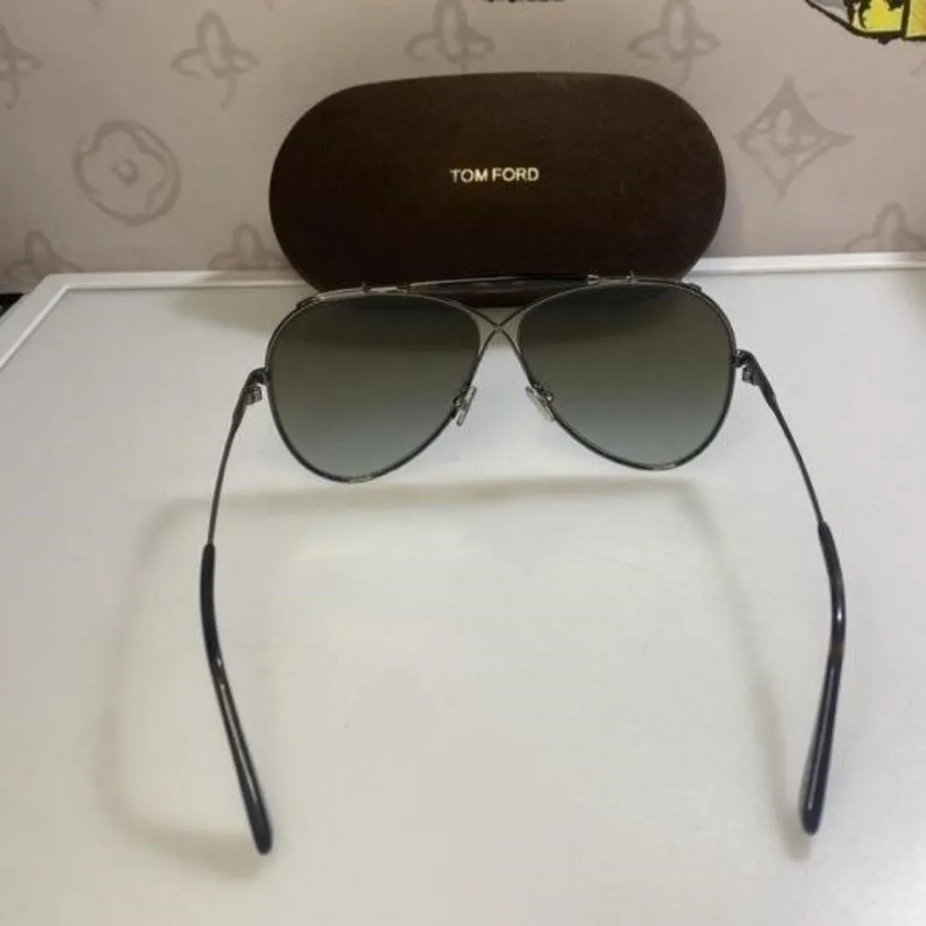 New Tom Ford Unisex Holden Brown Gradient Pilot Sunglasses FT0818 08G - Image 3