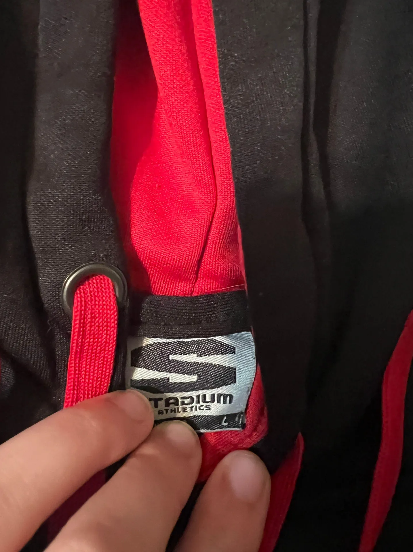 Louisville Cardinals Sweatshirt Size L - Image 2