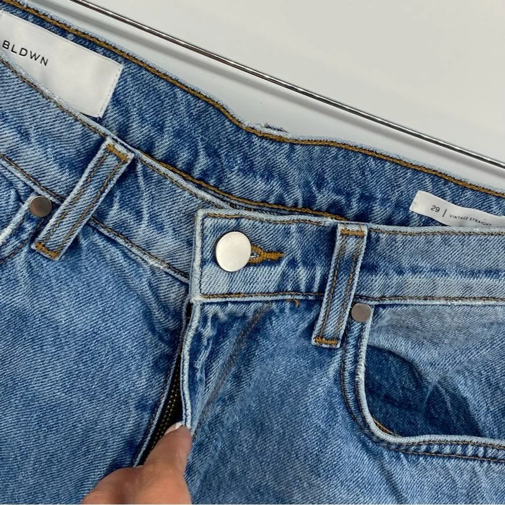 Vintage Straight Denim Jeans Light Wash High rise Y2K 90s Mom Jean Size 29 - Image 6