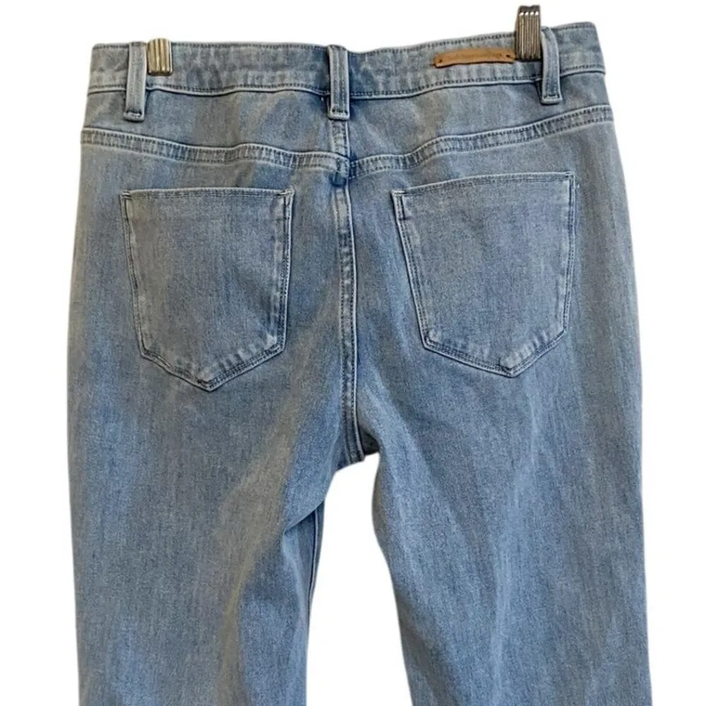 Soft Surroundings Catalina Jeans Crop Laser Cut Out Light Wash Raw Hem 2 - Image 9