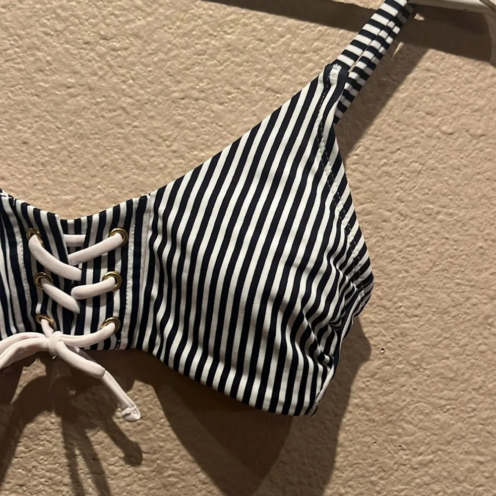 Xhilaration Women’s Bikini Top Striped Navy Blue White Nautical Preppy Small - Image 5