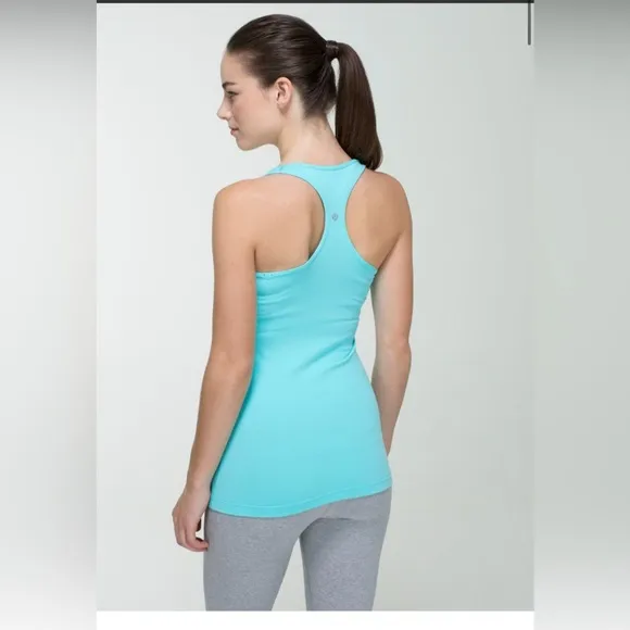 Lululemon Cool Racerback
Angel Blue

Women's Aqua Tank Top no sign of wear - Image 2