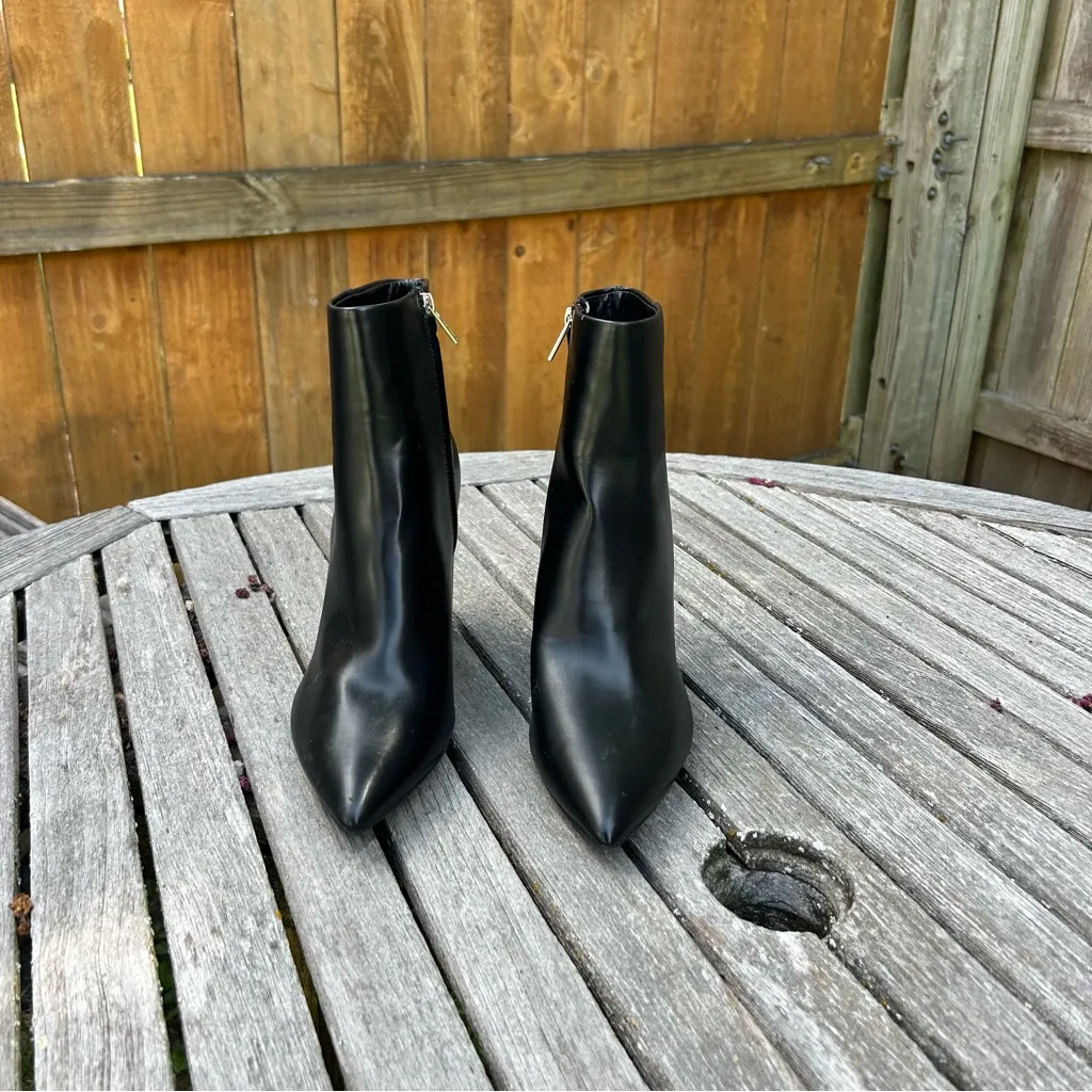 CALVIN KLEIN black Point-Toe Ankle‎ Booties in black size 9.5 - Image 4