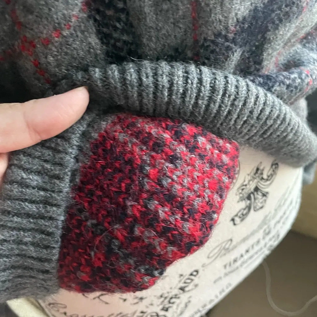 Uniqlo x Ines De La Fressange Grid Wool Sweater - Image 8