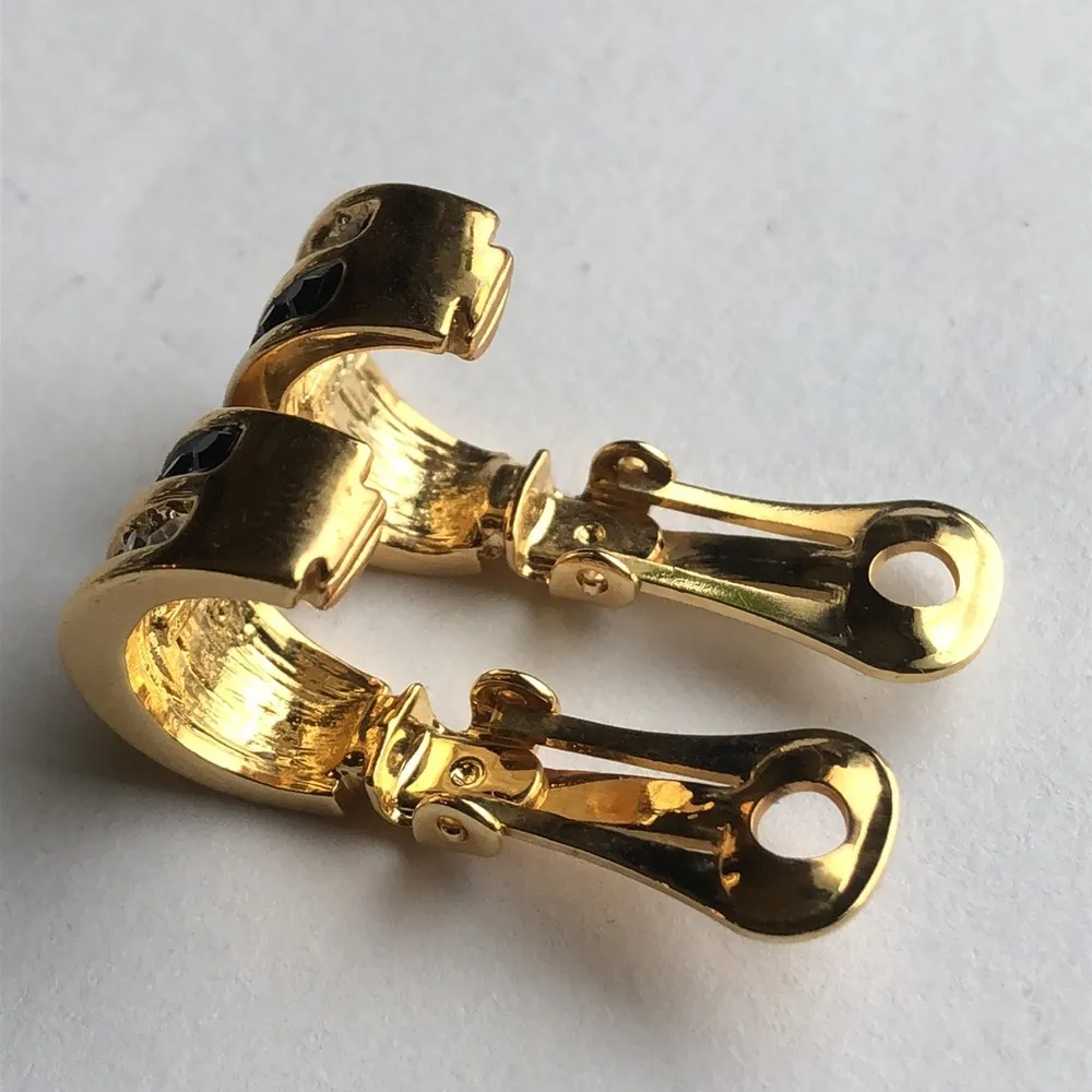 Roman Vintage Gold Tone Black & Clear CZ Rhinestone Hoop Clip On Earrings - Image 7