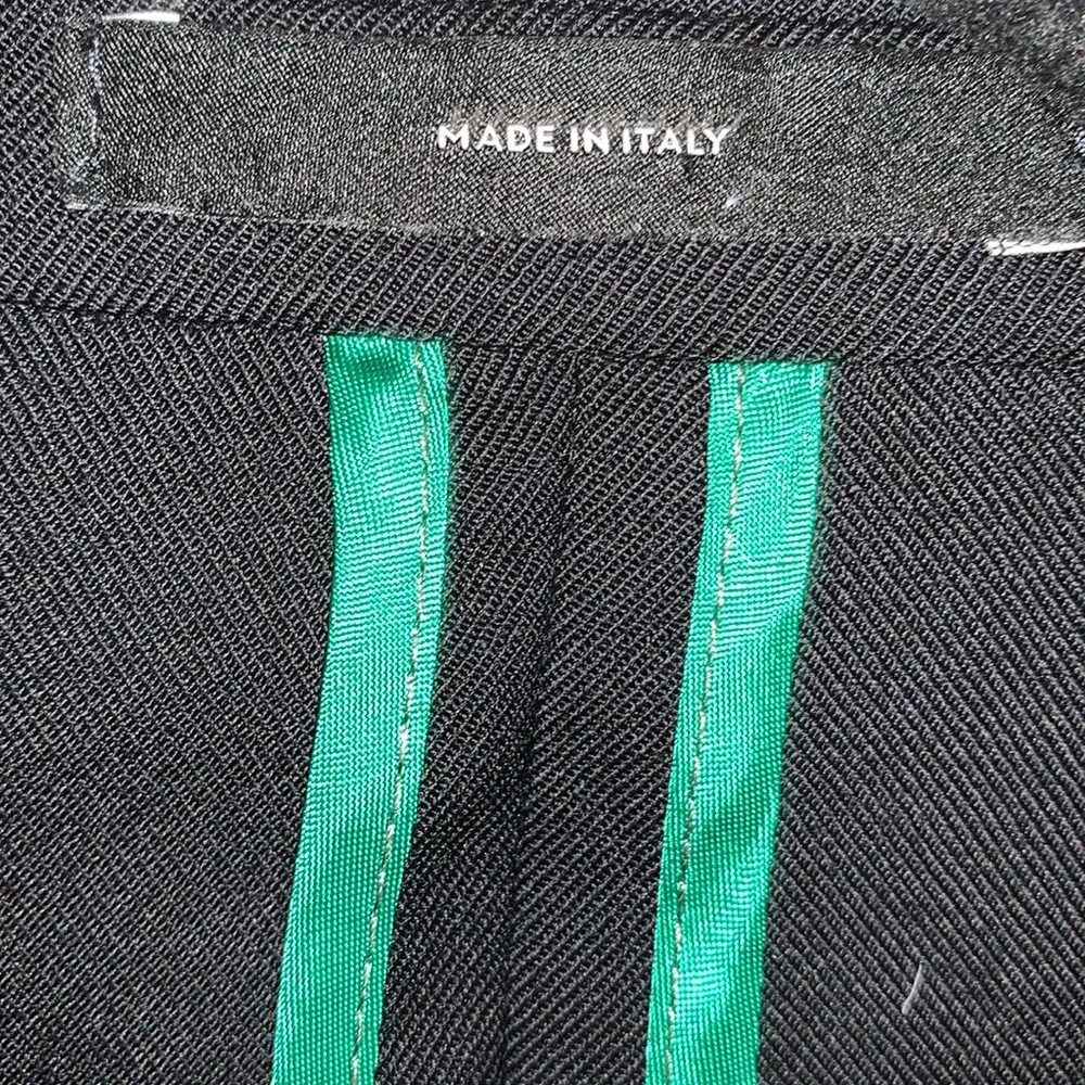 Paul Smith Soho Fit black woman blazer size 38R/48R 100% wool made in Italy - Image 2