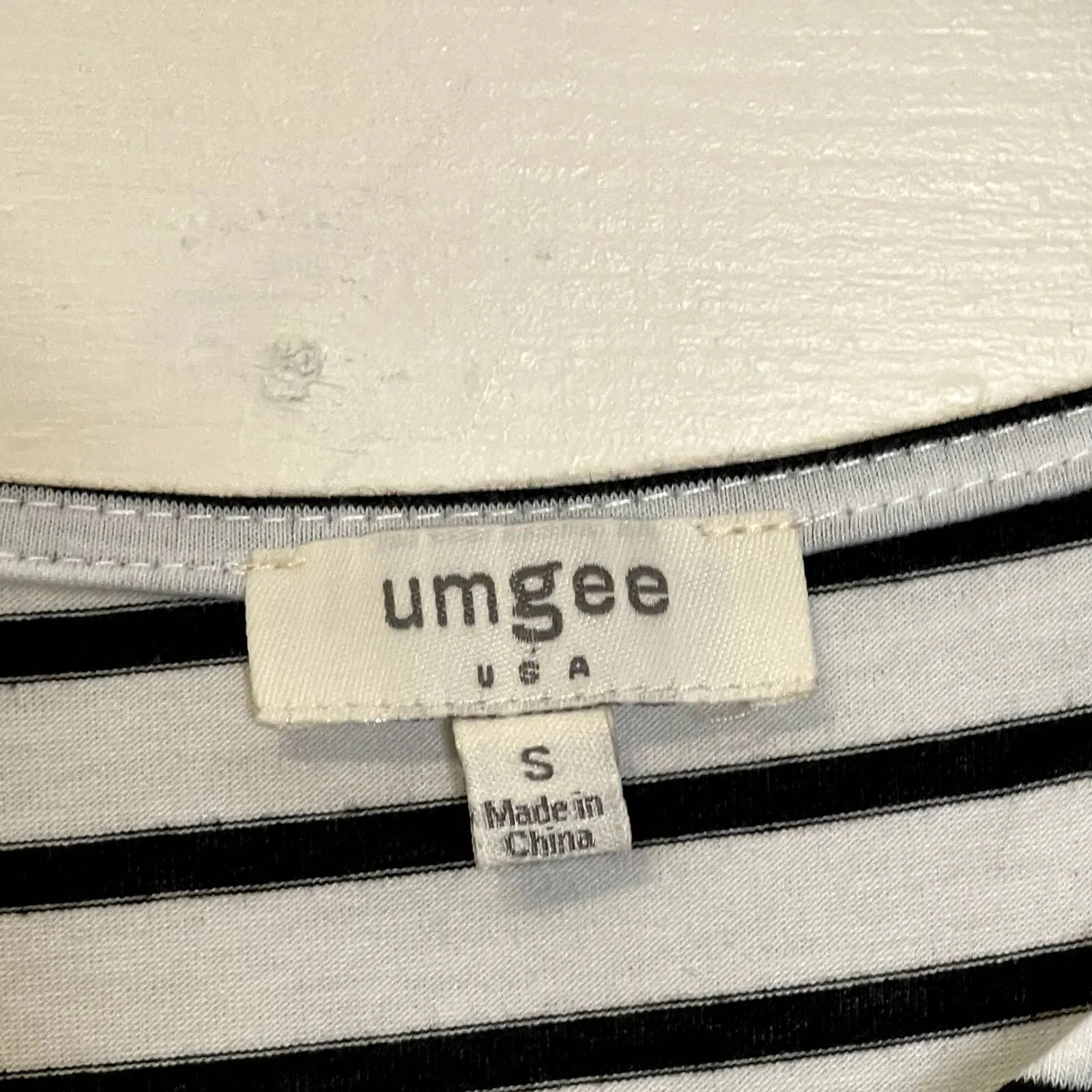 Umgee Tunic Top Size Small White Navy‎ Striped Pink Bottom Cotton Blend Womens - Image 6