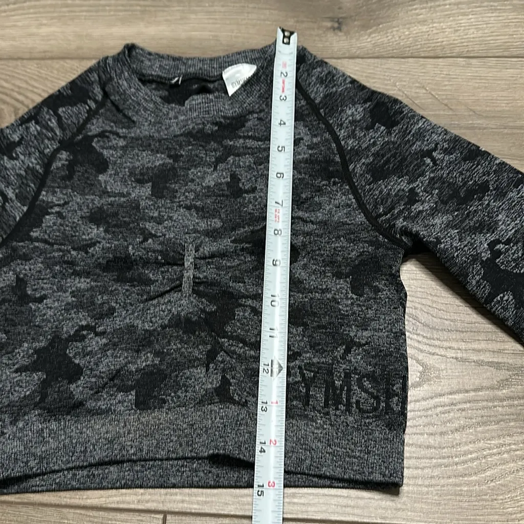 Gymshark Adapt Long Sleeve Seamless Crop Top Thumbholes Black Gray Camo Small‎ - Image 8