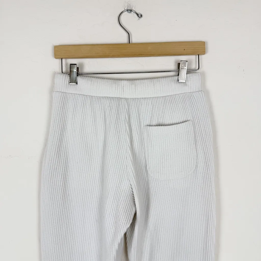 ALO Yoga Muse Sweatpants in Ivory - Image 8