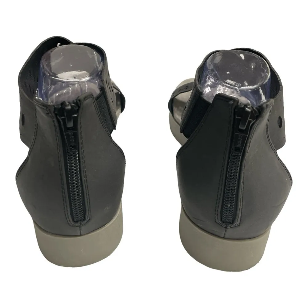 Yuu Phoria Womens Indy Open Toe Cross Strap Zipper Back Casual Sandals Size 12M Black - Image 4