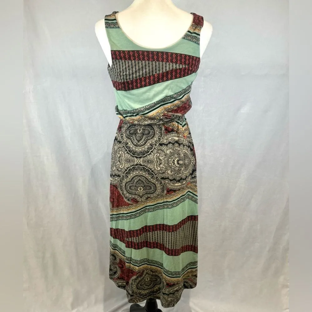Mint green and red geometric print dress size medium - Image 3