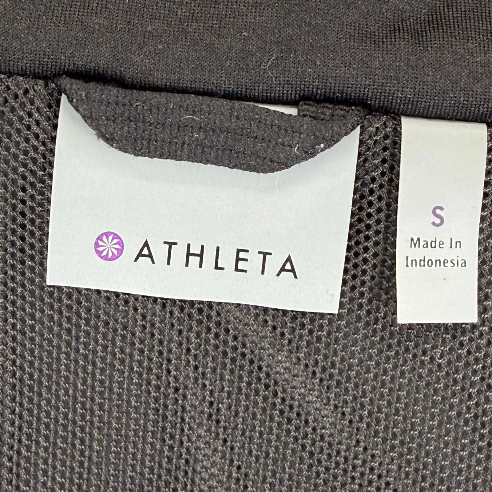 Athleta Black Quilted Full Zip Jacket Athleisure Athletic Wear Size Small - Image 2