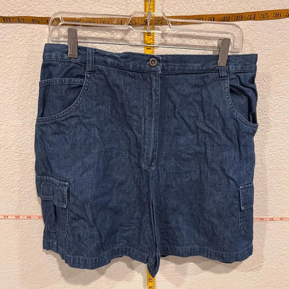 Denim shorts - Image 2