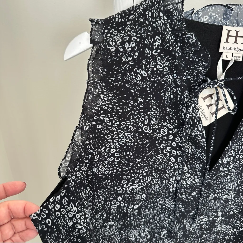 Haute Hippie Split Neck Black and White Patterned Sleeveless Tank Blouse Size L - Image 4