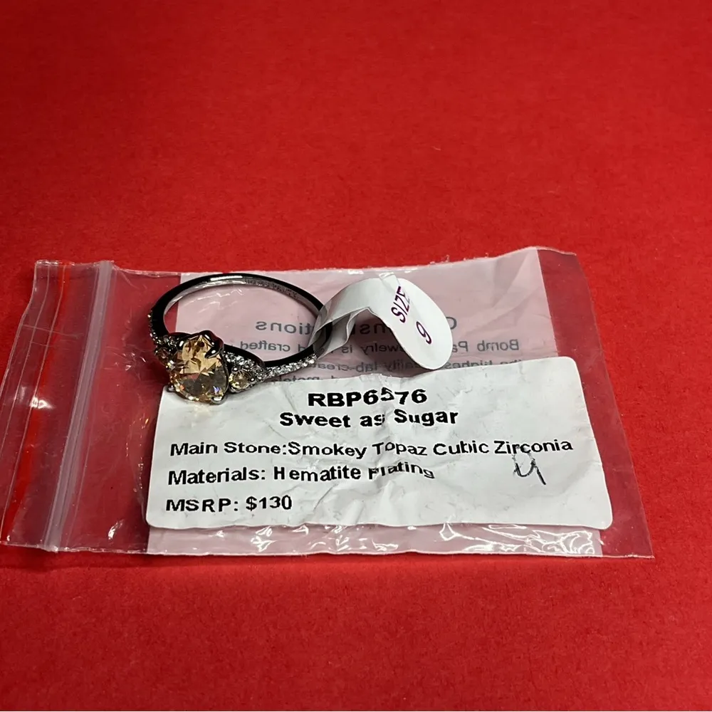 Bomb Party RBP6576 “Sweet as Sugar” Cubic Zirconia on Hematite Size 9 Ring NWT Silver - Image 5