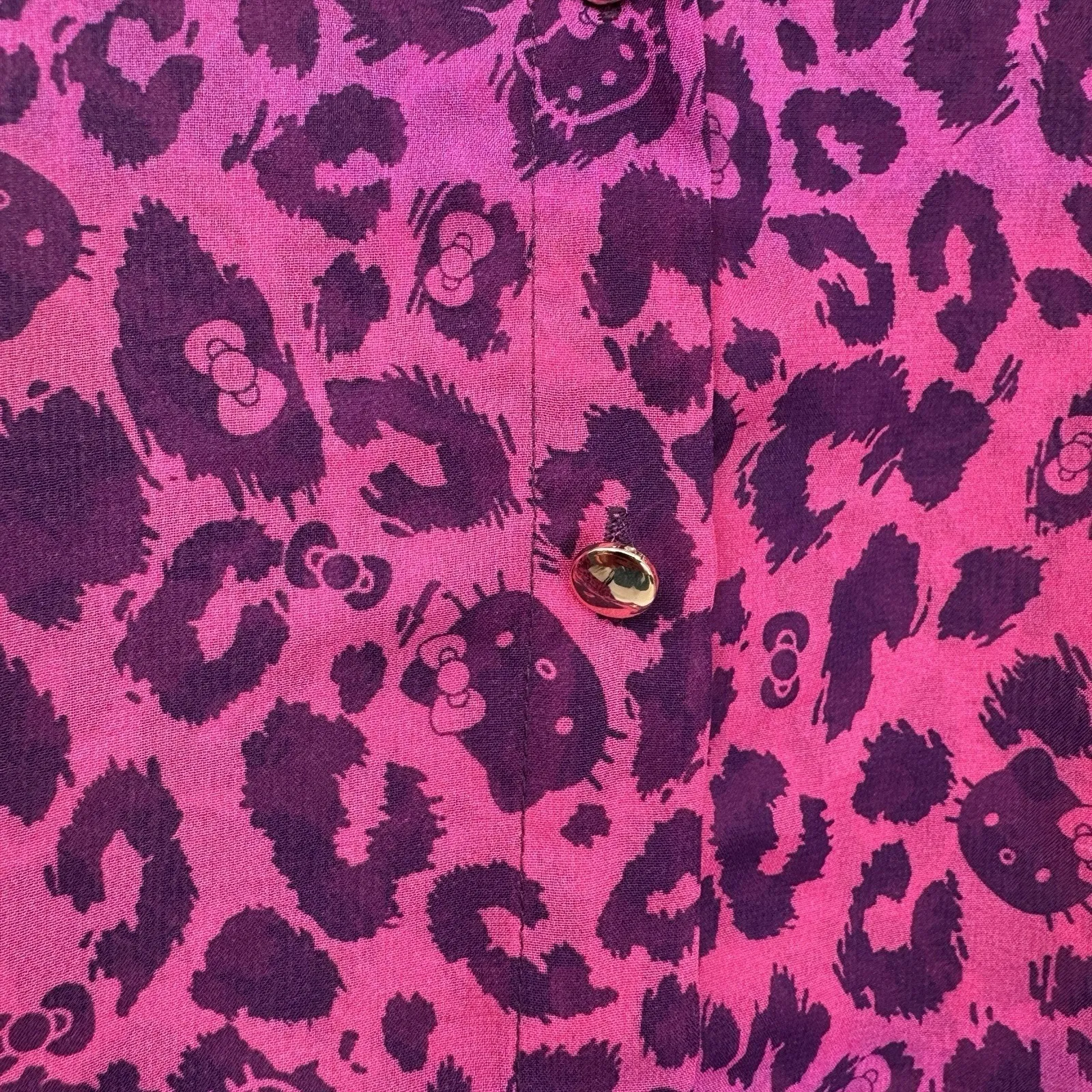 Hello Kitty Button Front Top Womens Small Pink Animal Print Sheer Polyester - Image 4