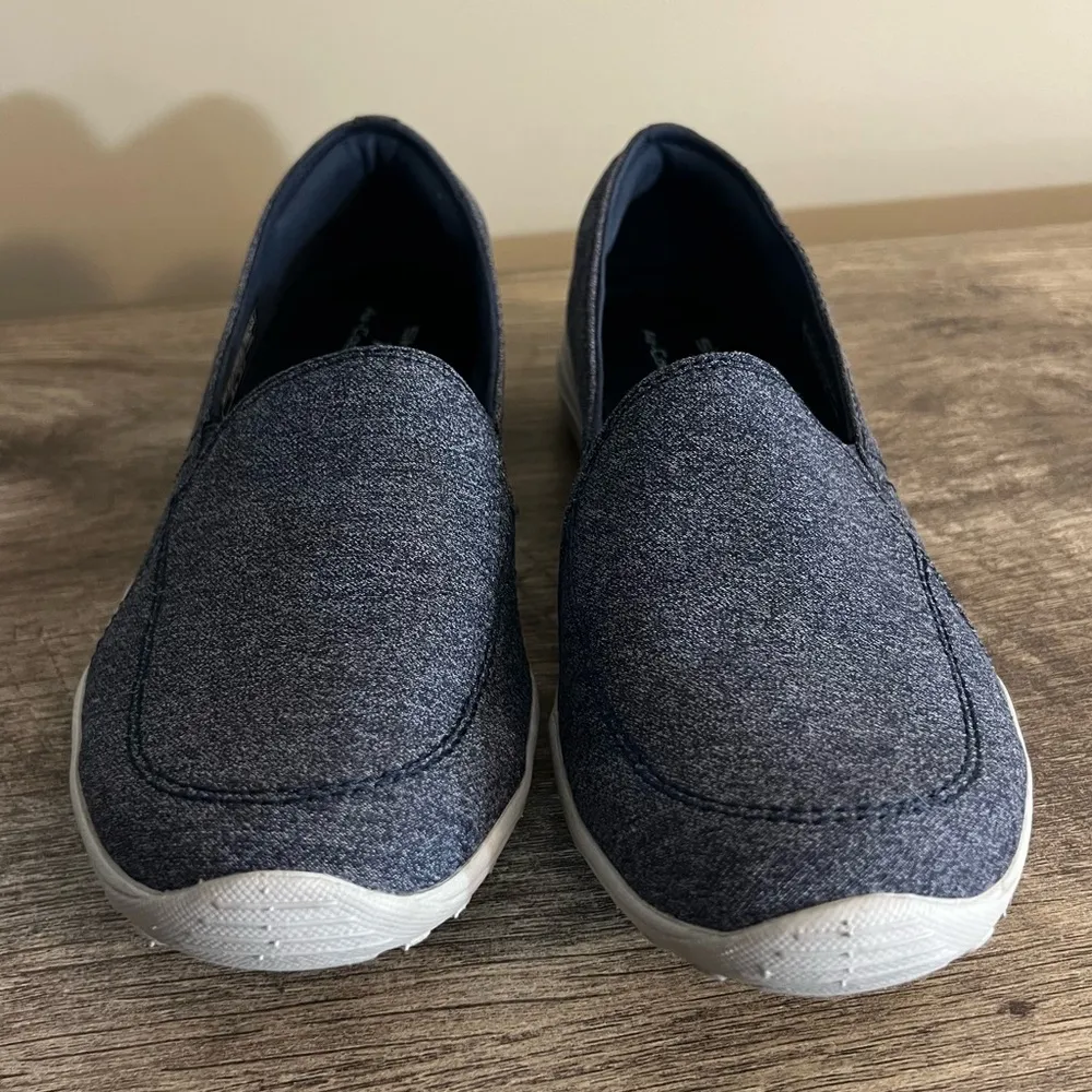 Skechers Slip On Casual Shoes Relaxed Fit Women’s Size 7.5 Navy Memory Foam - Image 2