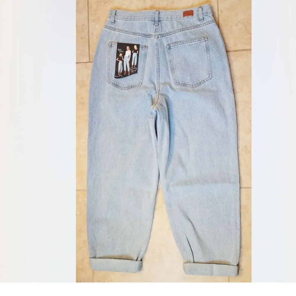 Simple Society High Rise Balloon Jeans - Image 6