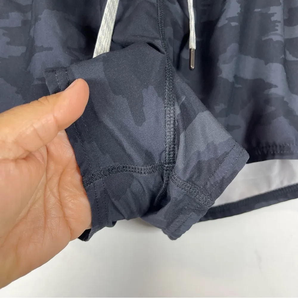 Vuori Clementine  Black Athletic Shorts Lightweight Performance Sz:S - Image 7