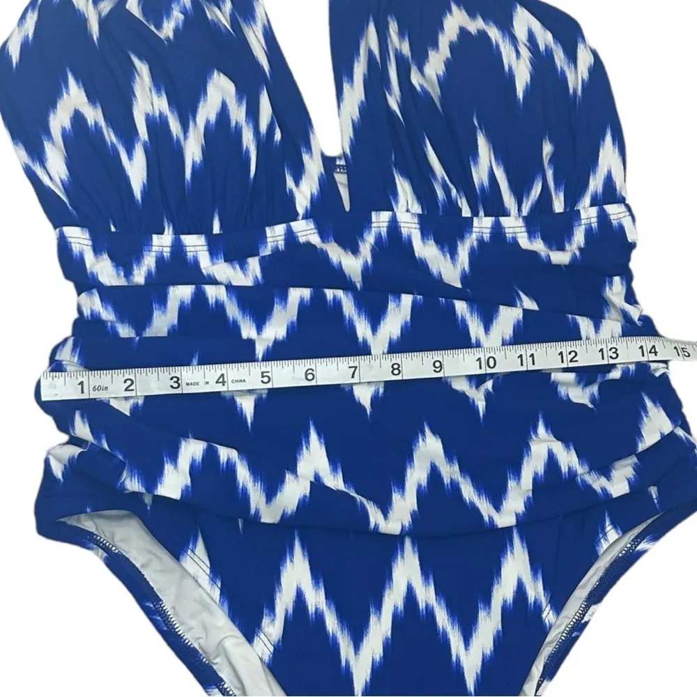La Blanca Women’s Blue & White Ikat Halter Neck One-Piece Swimsuit Beach Pool - Image 15